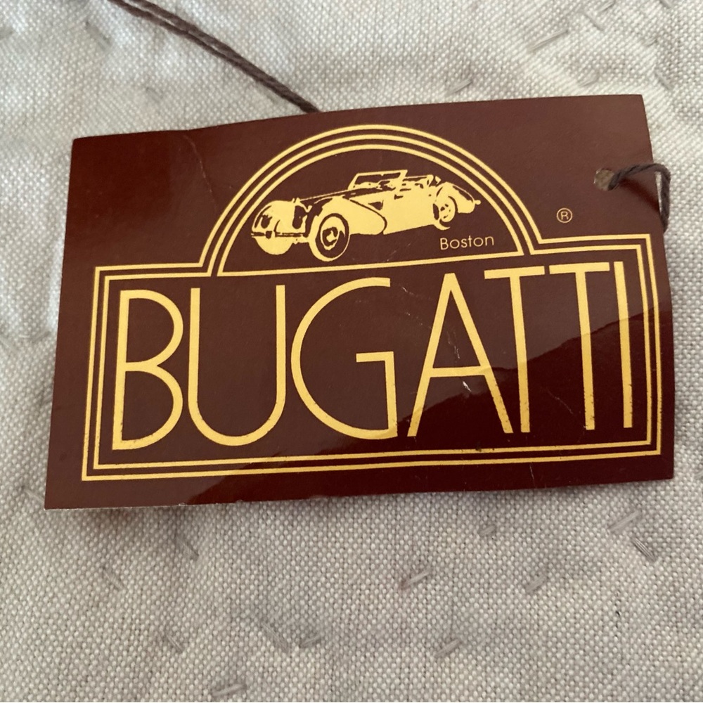 BUGATTI...leather cross body bag - Picture 7 of 8